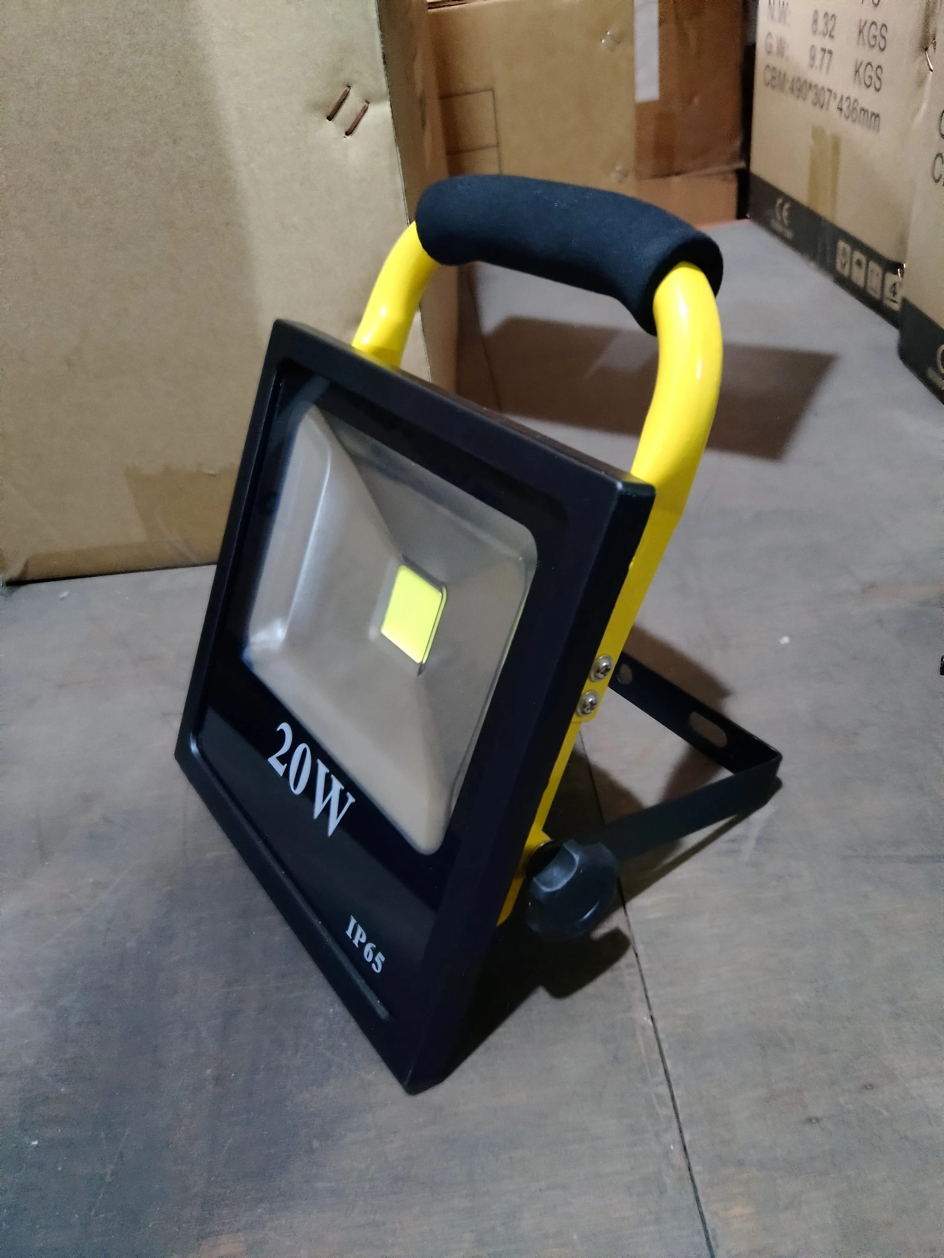 Aiko 20W LED Rechargeable Sport Lamp Flood Light | Model: LED-GYRLF20A2