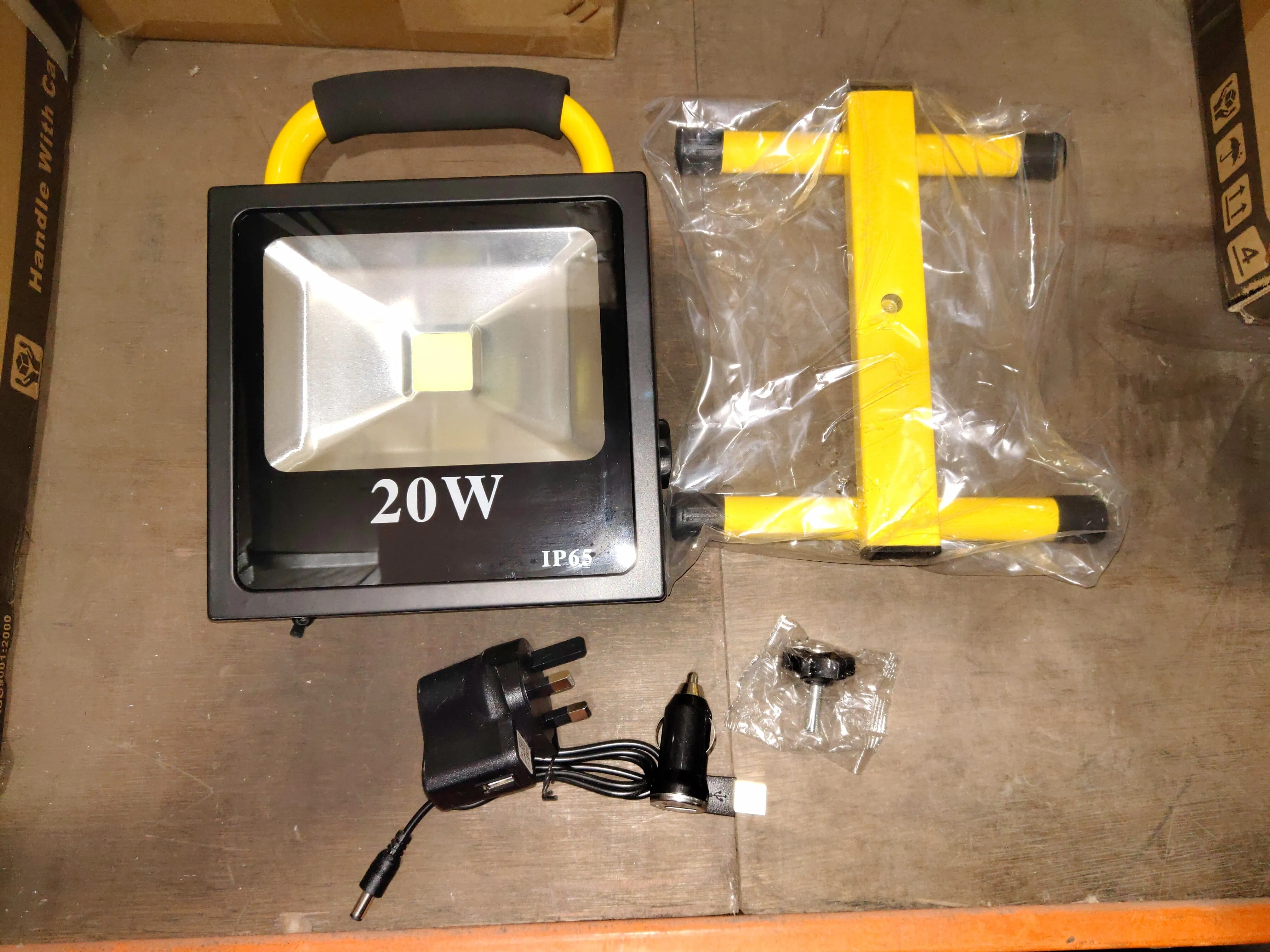 Aiko 20W LED Rechargeable Sport Lamp Flood Light | Model: LED-GYRLF20A2
