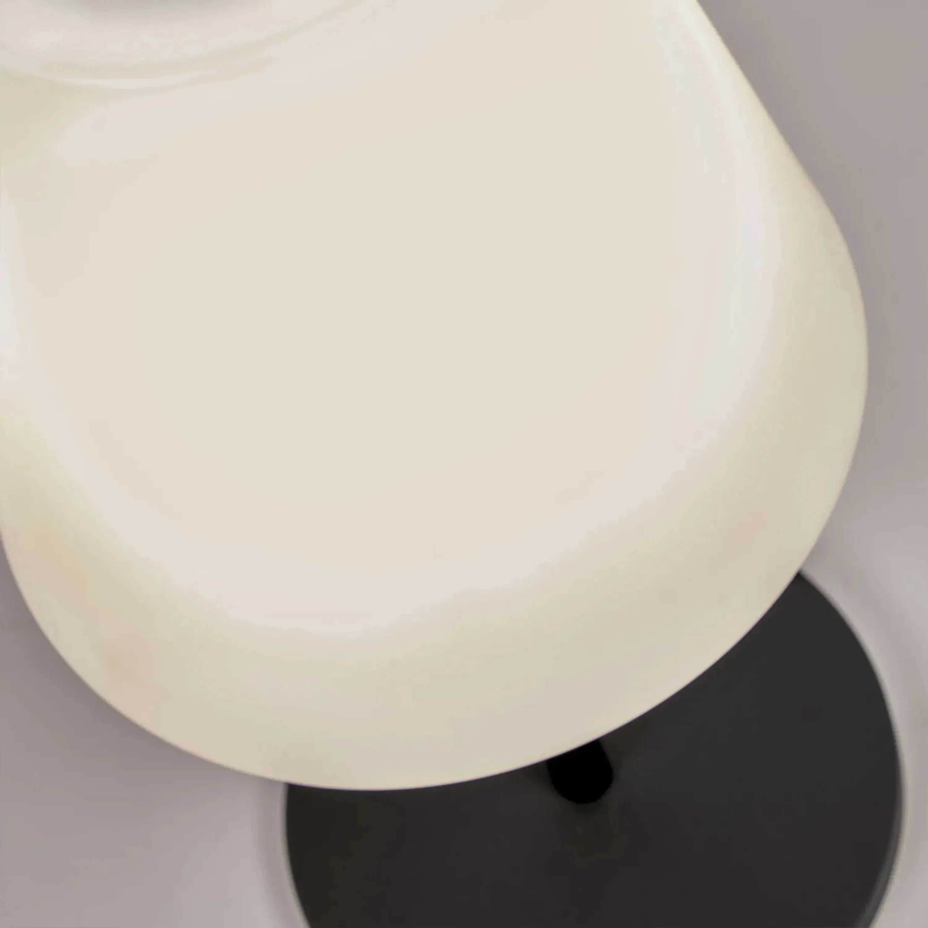 Amaray Outdoor Table Lamp - Black