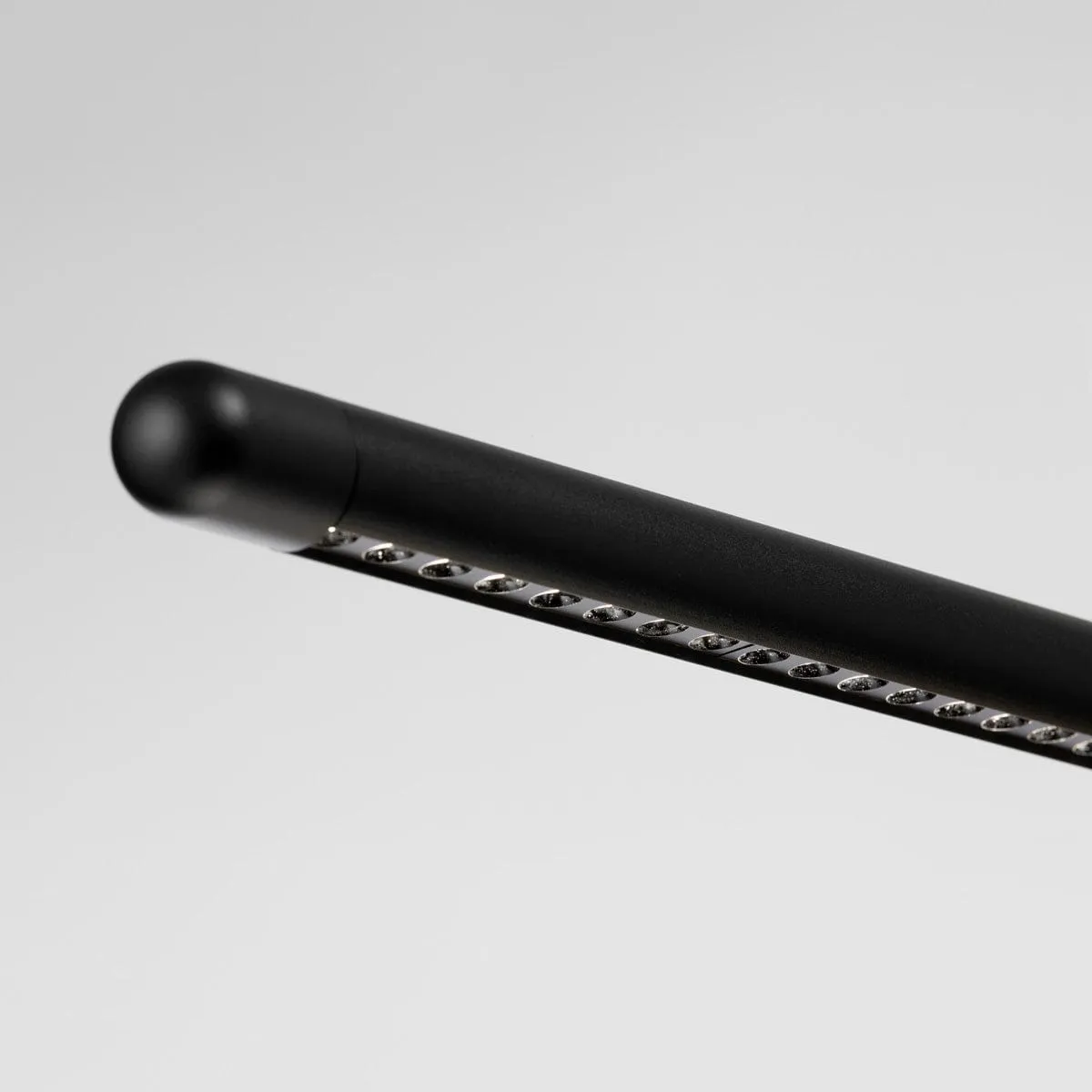 ASHTON LINEAR PENDANT LIGHT