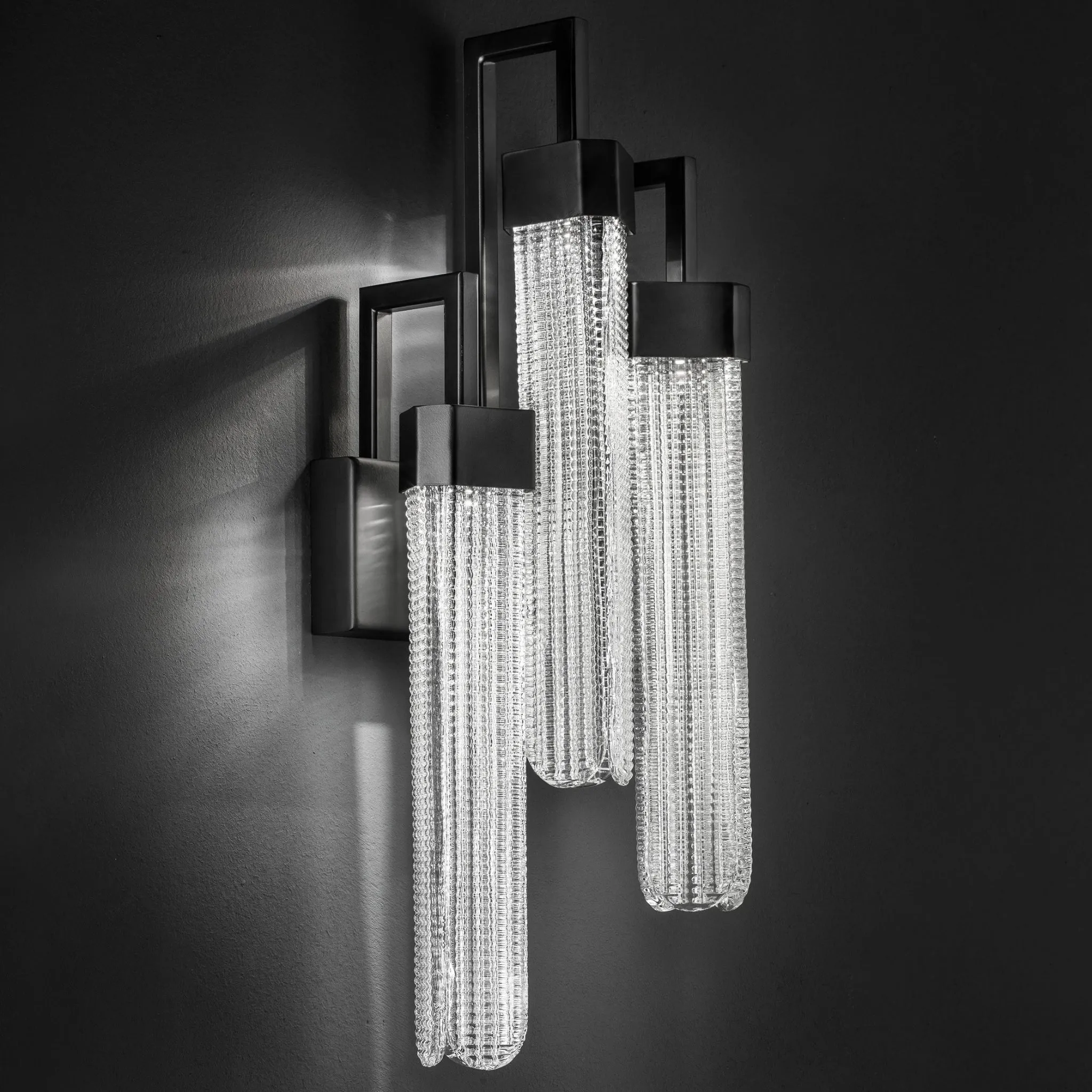 Beautiful Mid Century Wall Light With Textured Glass
