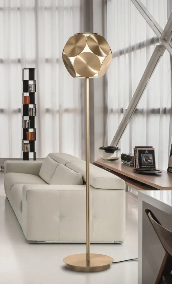Customizable Metal Disc Floor Lamp
