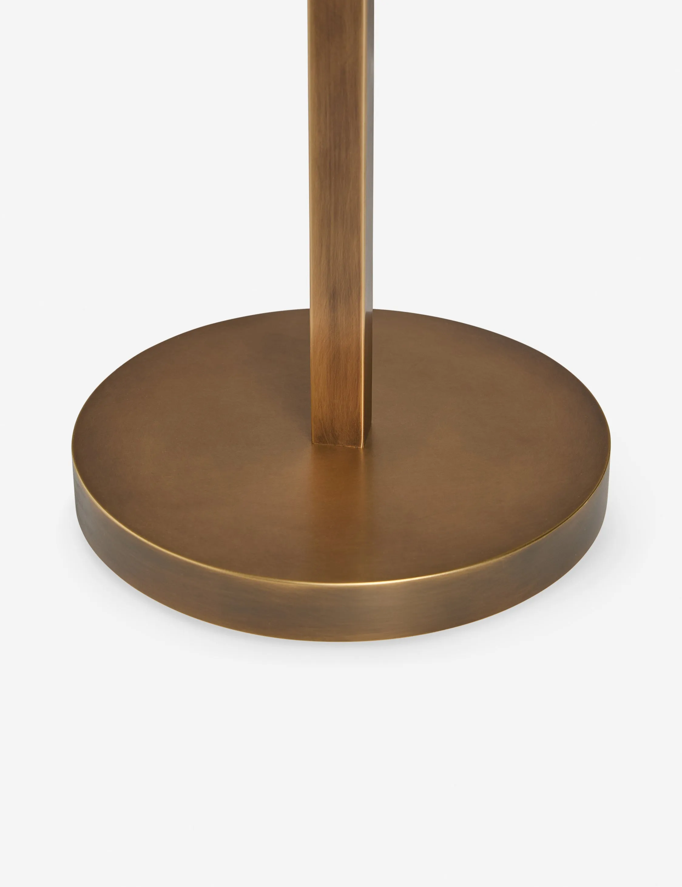 Ebele Floor Lamp