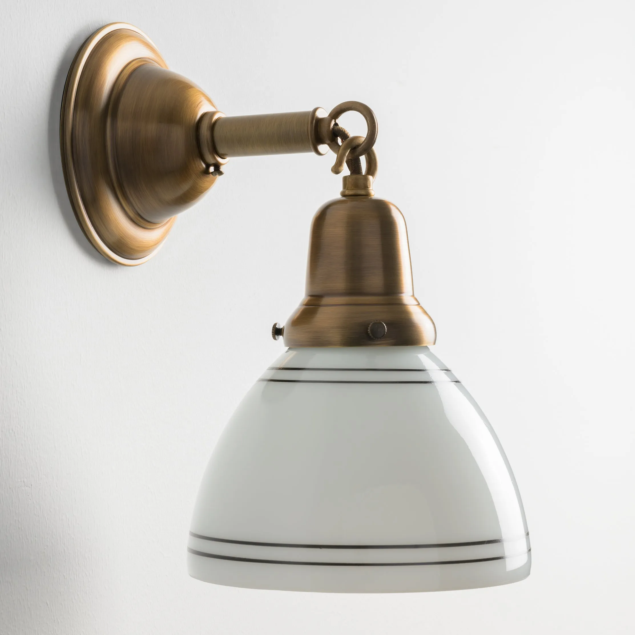 Historic Chain | Sconce