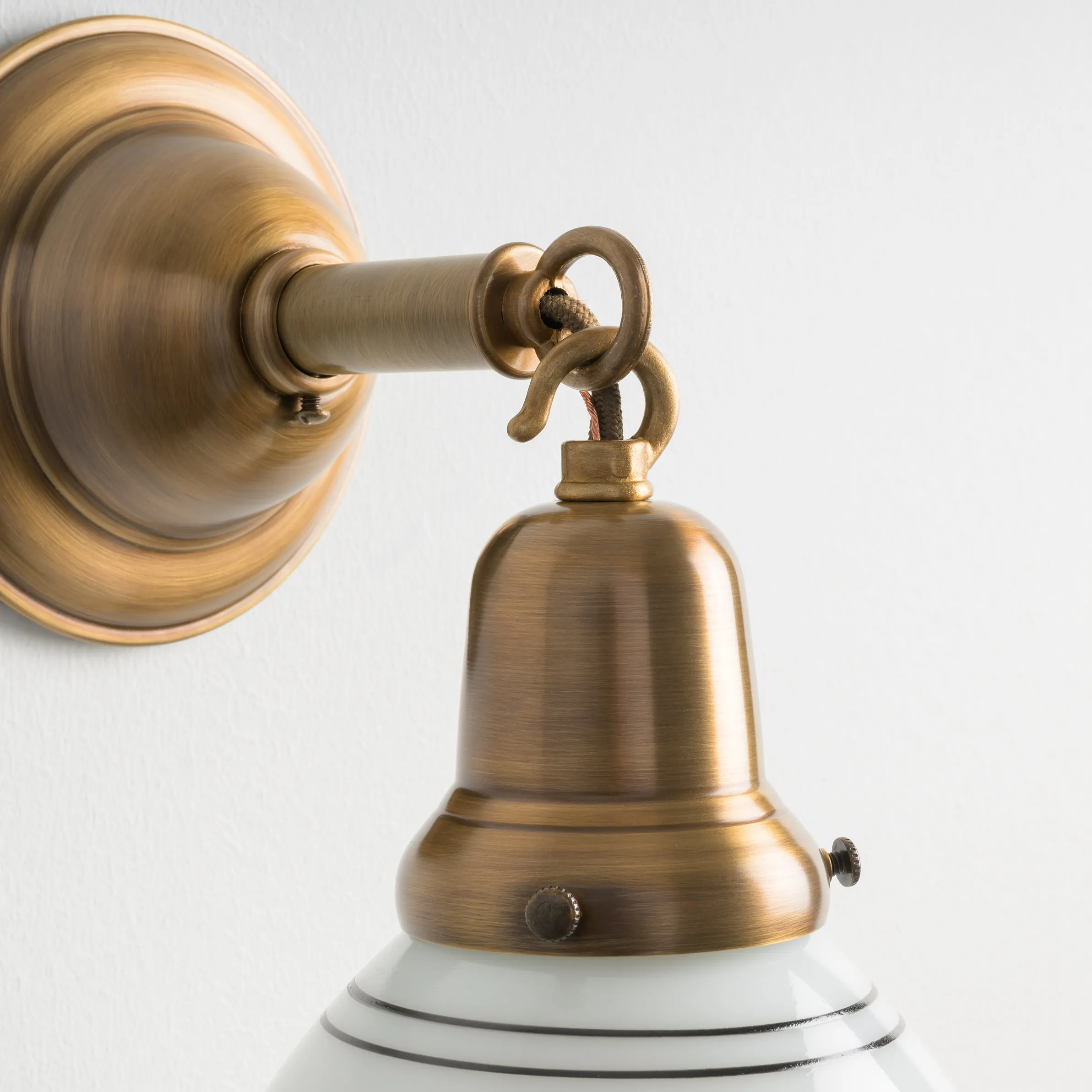 Historic Chain | Sconce