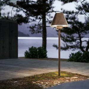 Italian Shaded Bollard Light