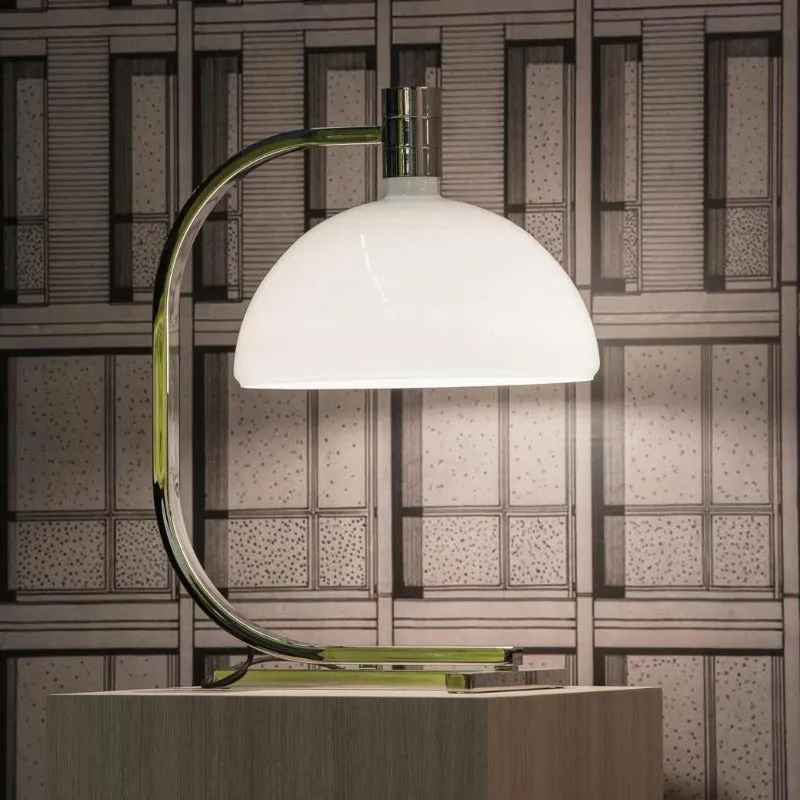 Mid-Century Sleek Table Lamp | AS1C