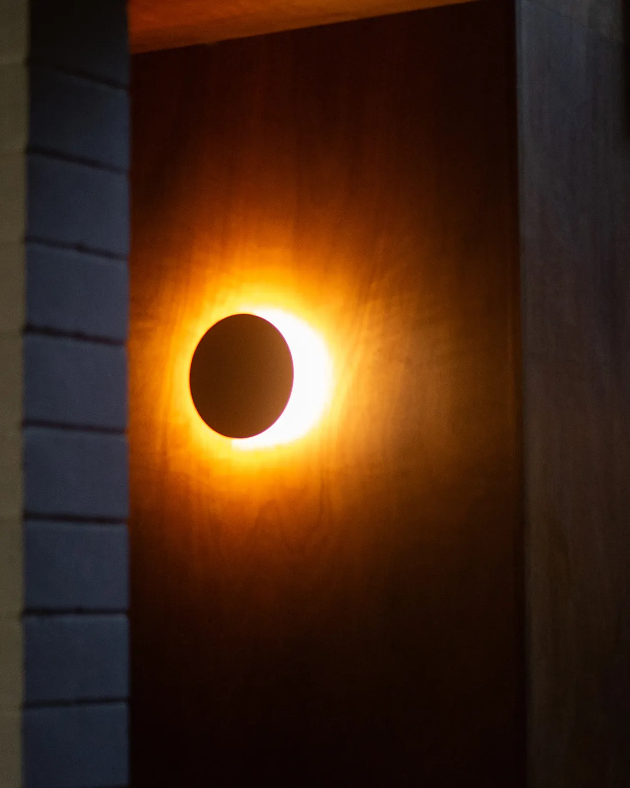 Modern Aluminium Disc Wall Light | TRIColour