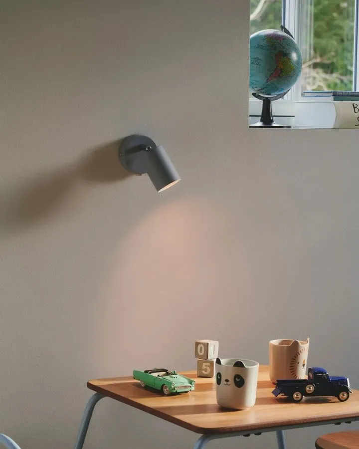 Nordic Adjustable Wall Light