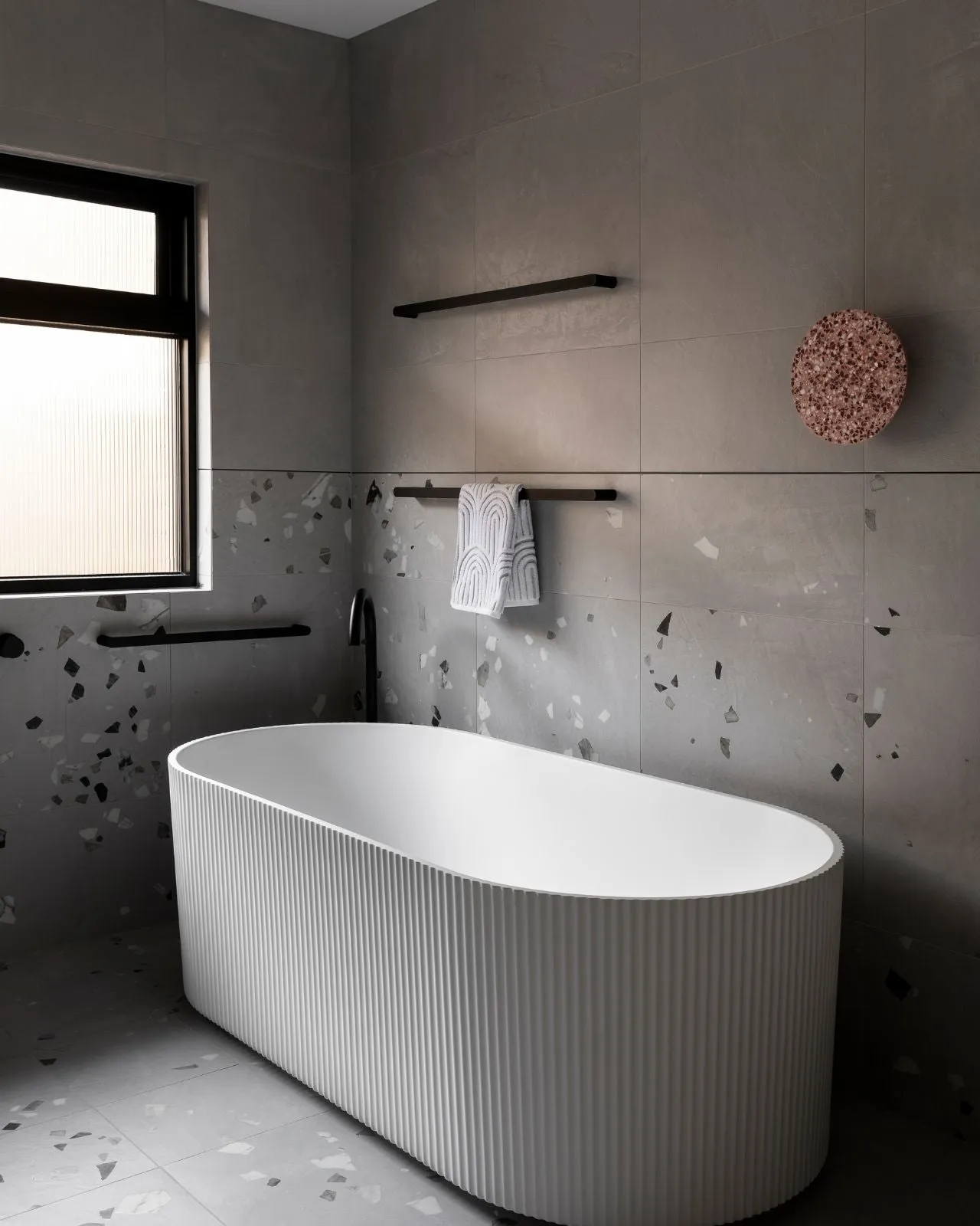 Terrazzo Stone Circle Wall Light | Bentu O2