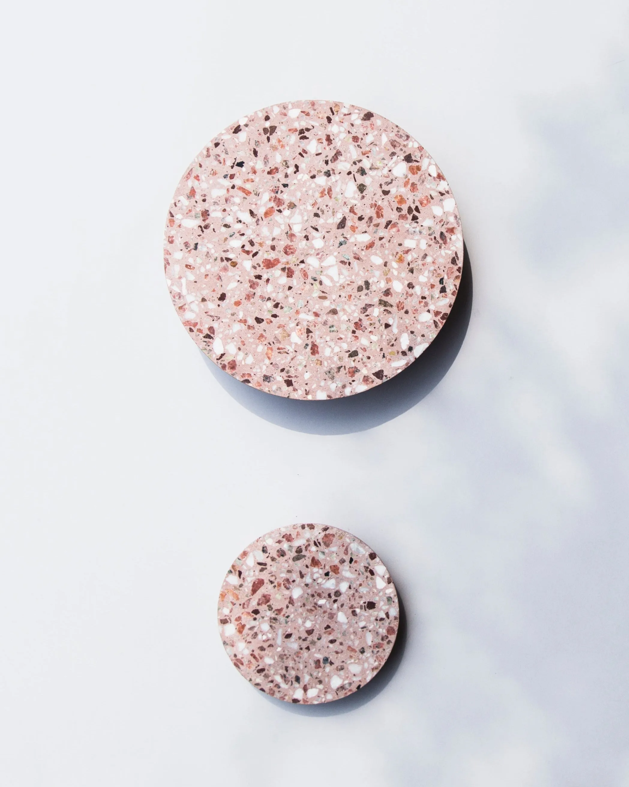 Terrazzo Stone Circle Wall Light | Bentu O2