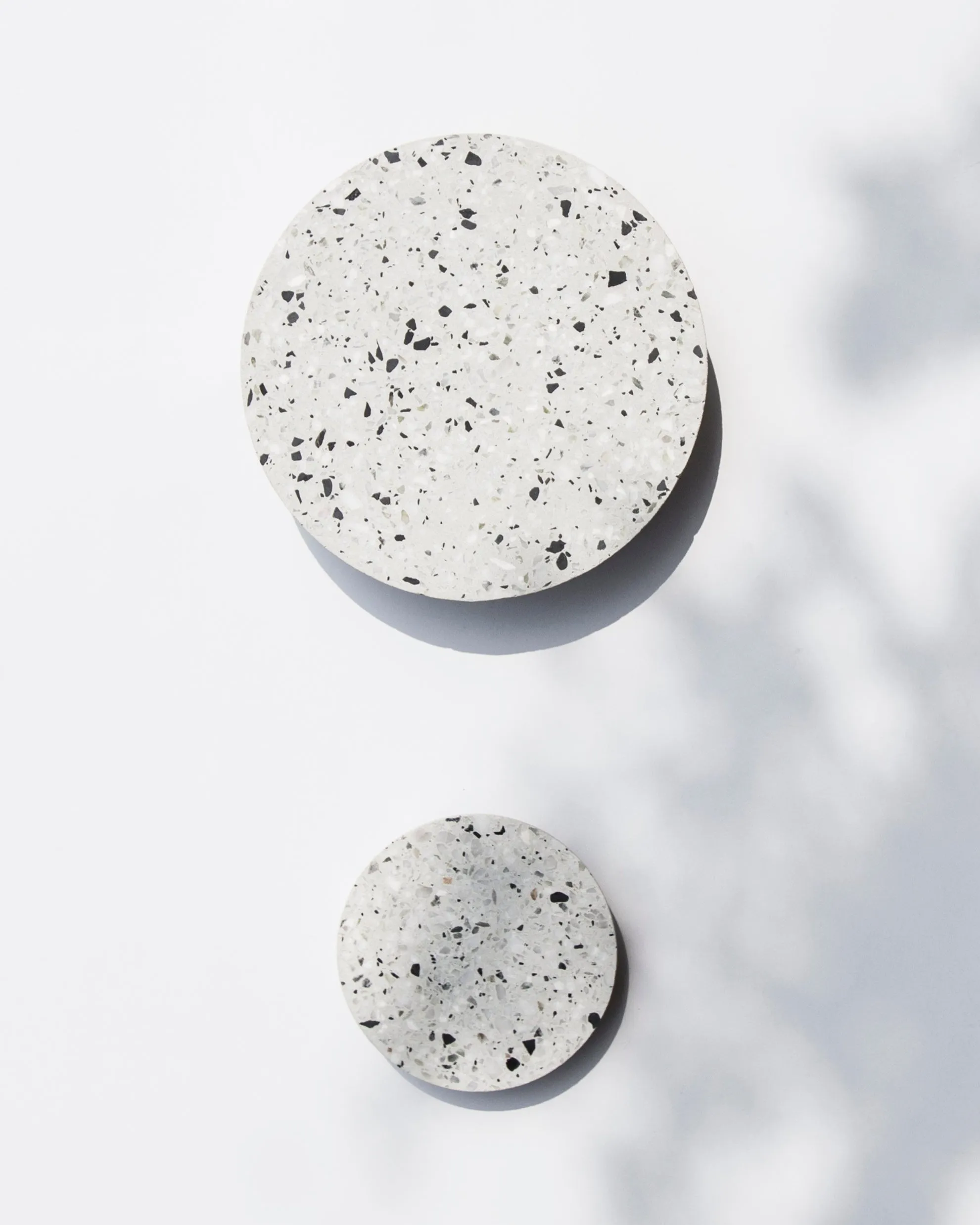 Terrazzo Stone Circle Wall Light | Bentu O2